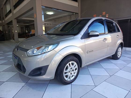 FORD FIESTA 1.0 ROCAM HATCH 8V FLEX 4P MANUAL